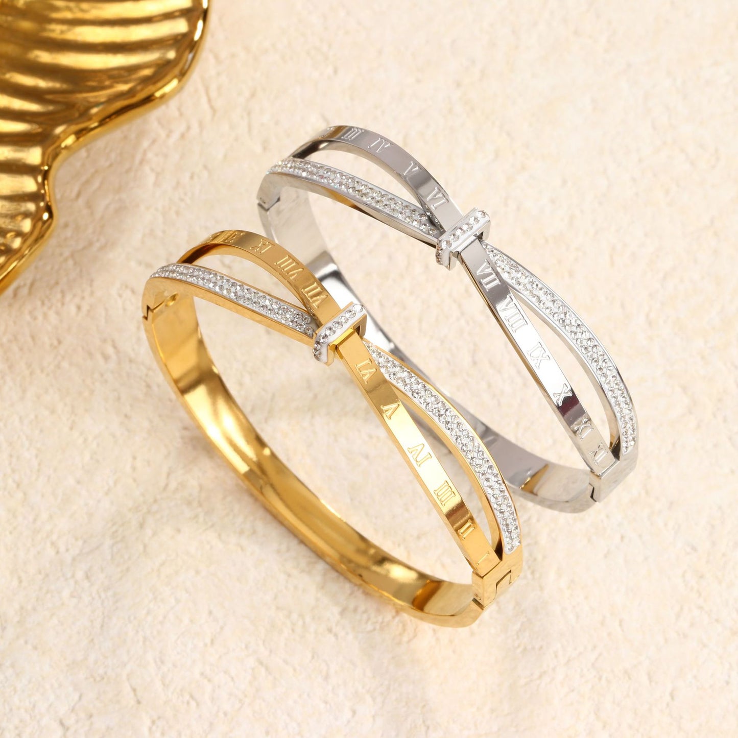 European And American Trendy Titanium Steel Fade-proof Roman Numeral Couple Bracelets For Men And Women